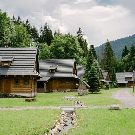 Hotel****Liptovsky Dvor Липтовски-Ян Экстерьер фото